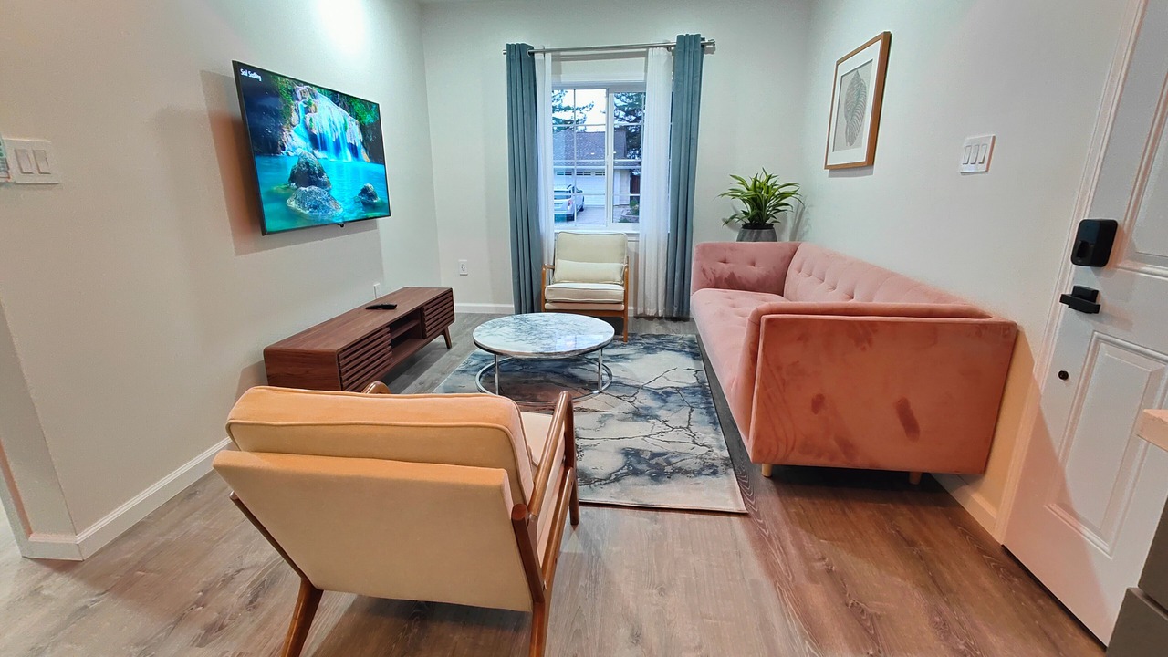 Photo of Livingroom in Hercules
