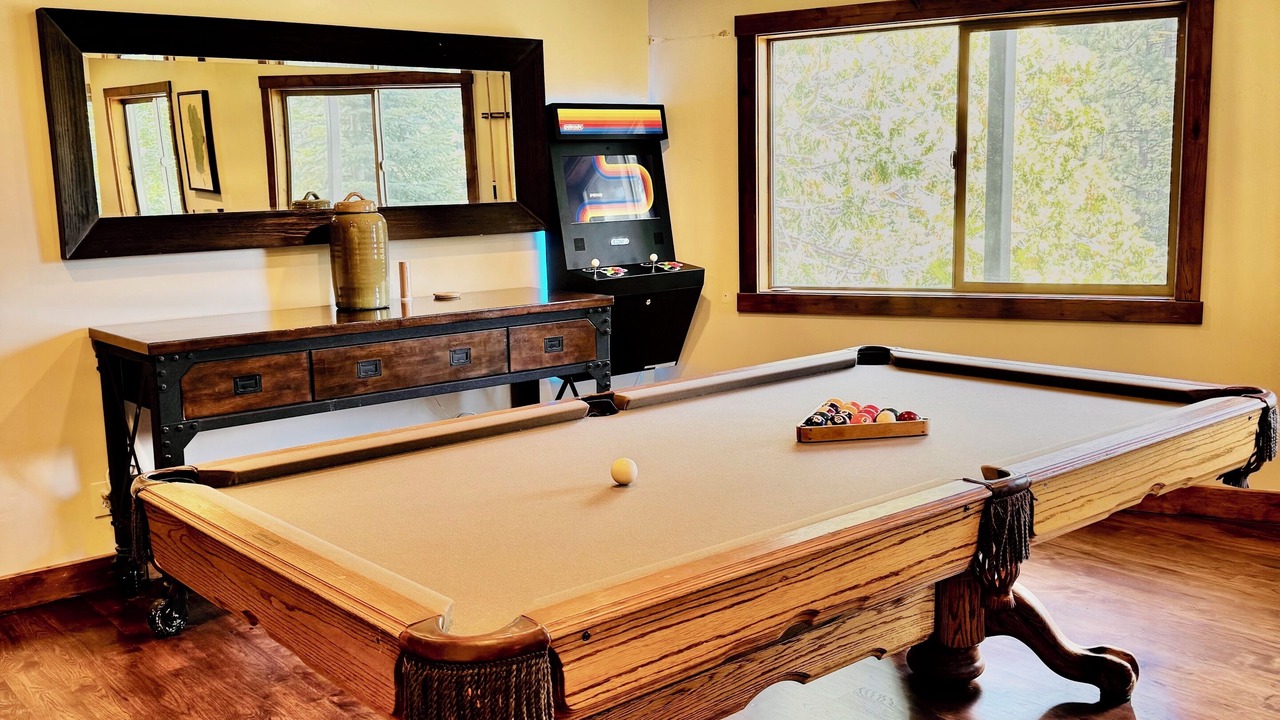 Photo of Bedroom in Round Hill Village