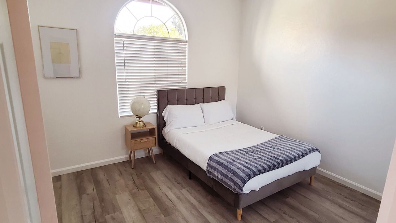 Photo of Bedroom in Porterville
