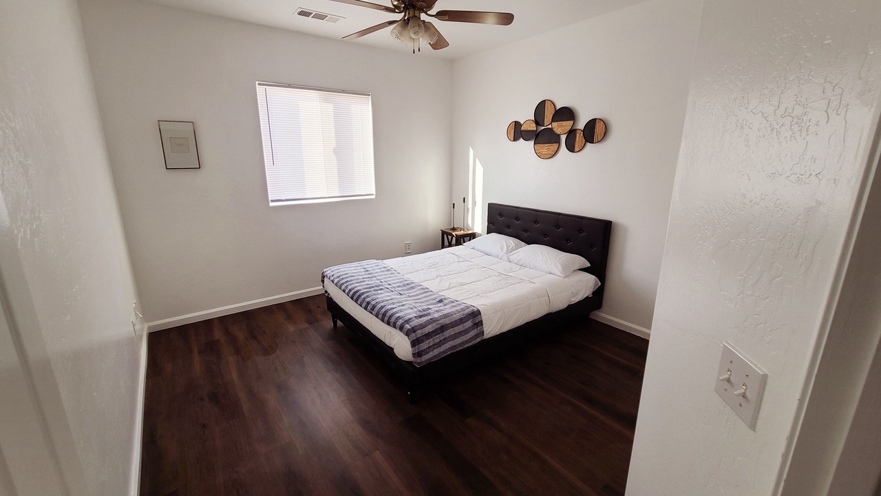 Photo of Bedroom in Porterville