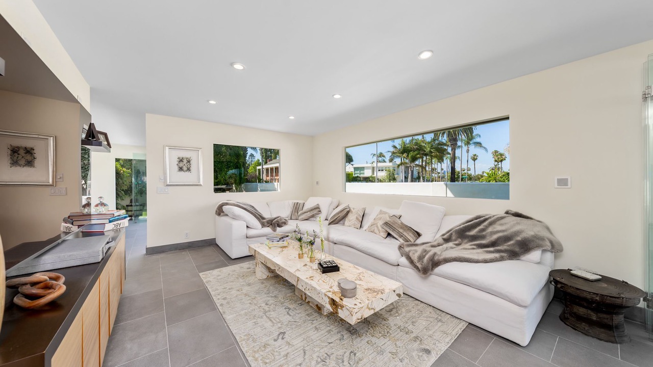Photo of Livingroom in Coronado