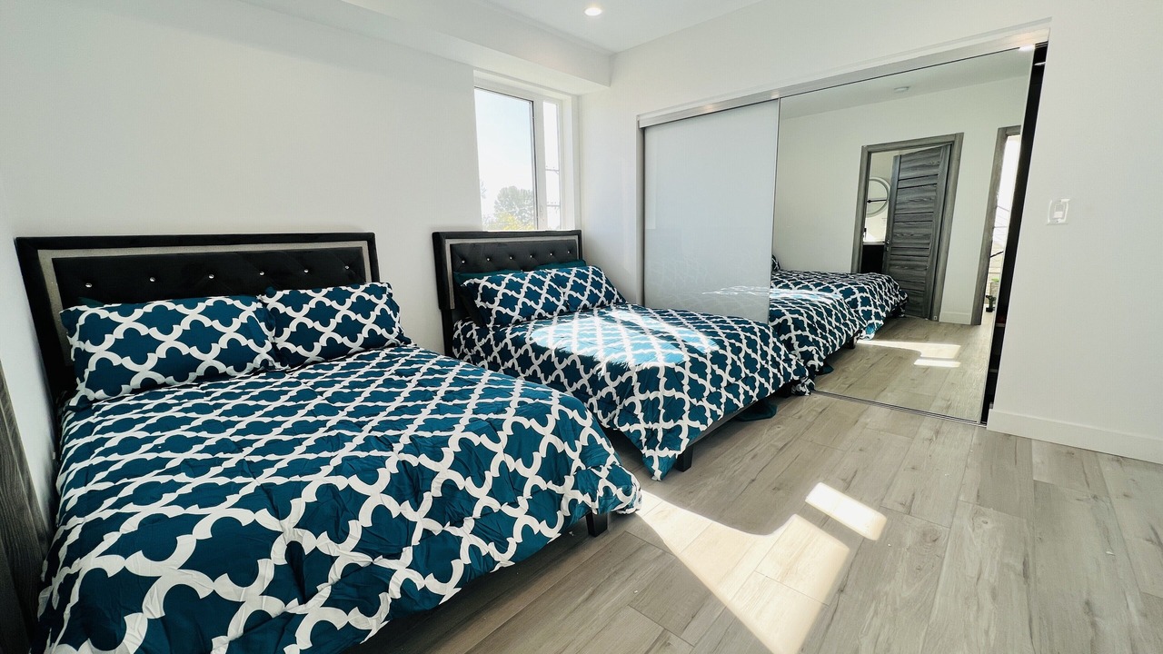 Photo of Bedroom in Valley Glen