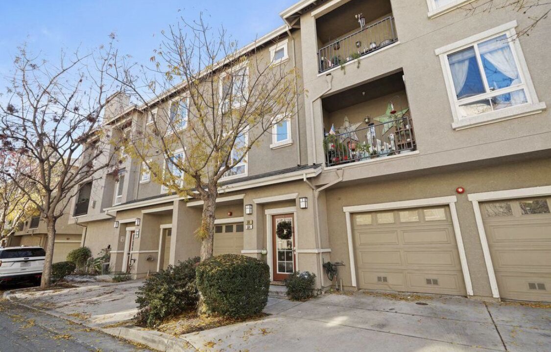 Photo of Outdoor in Communications Hill