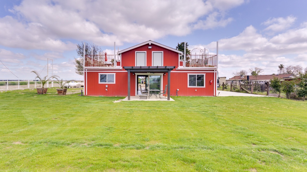 Photo of Outdoor in Tulare