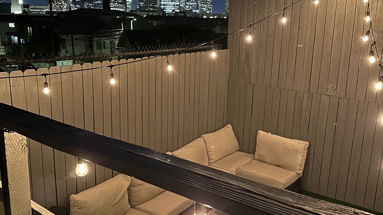 Photo of Patio Balcony in Chinatown