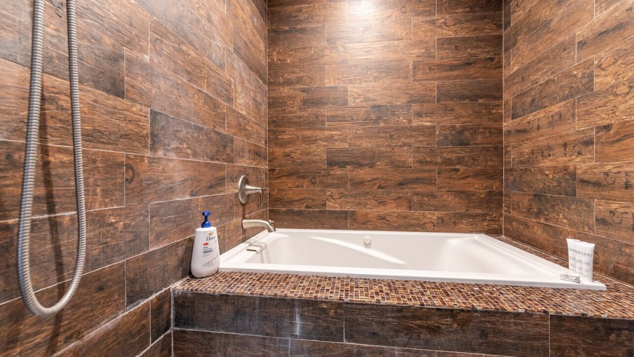 Photo of Bathroom in Chinatown