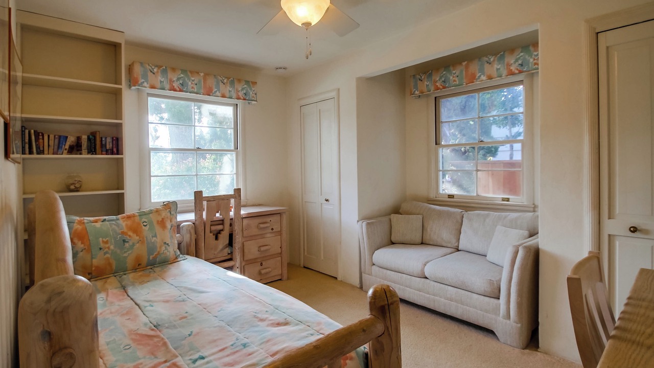 Photo of Bedroom in Crown Point