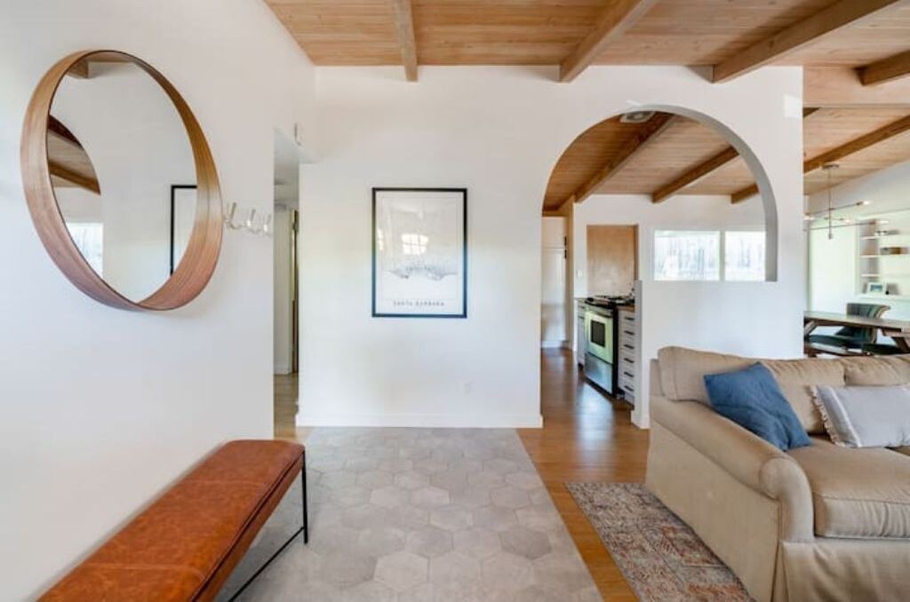 Photo of Livingroom in Mission Canyon