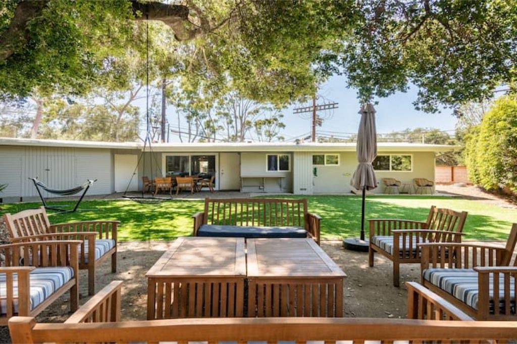 Photo of Patio Balcony in Mission Canyon