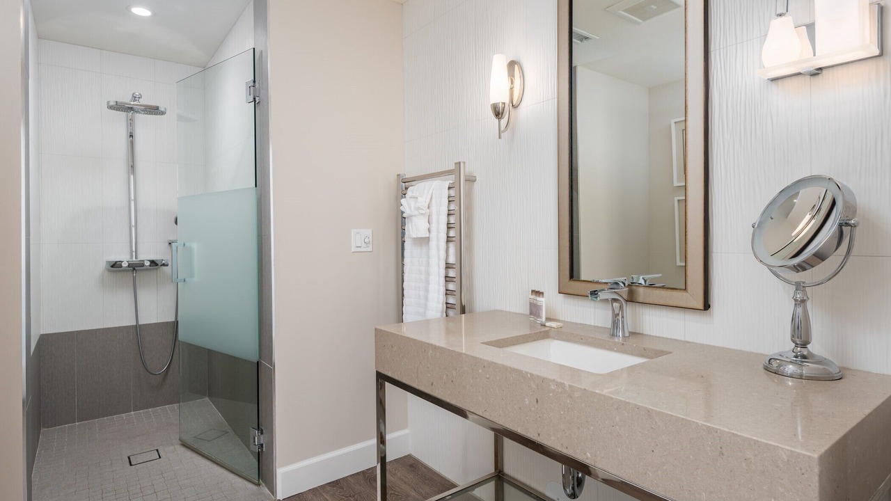 Photo of Bathroom in Coronado