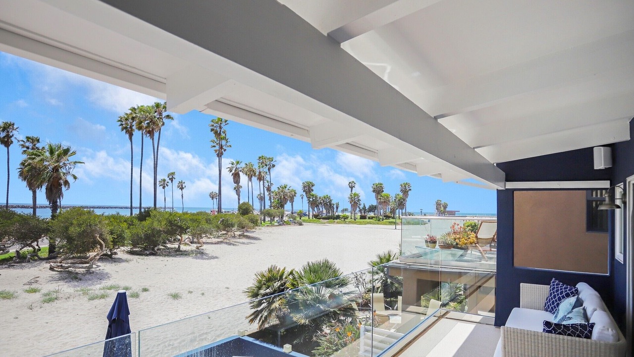Photo of Patio Balcony in South Mission Beach