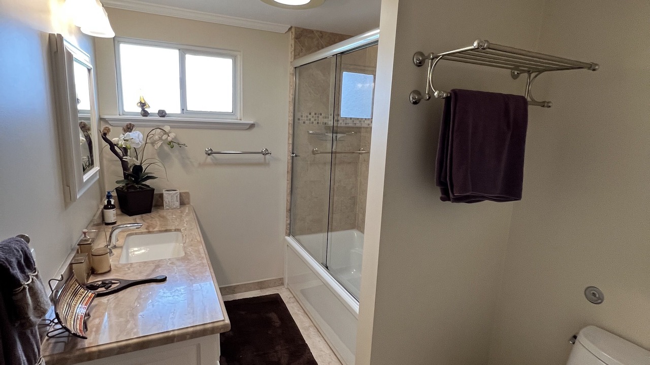 Photo of Bathroom in Los Angeles County
