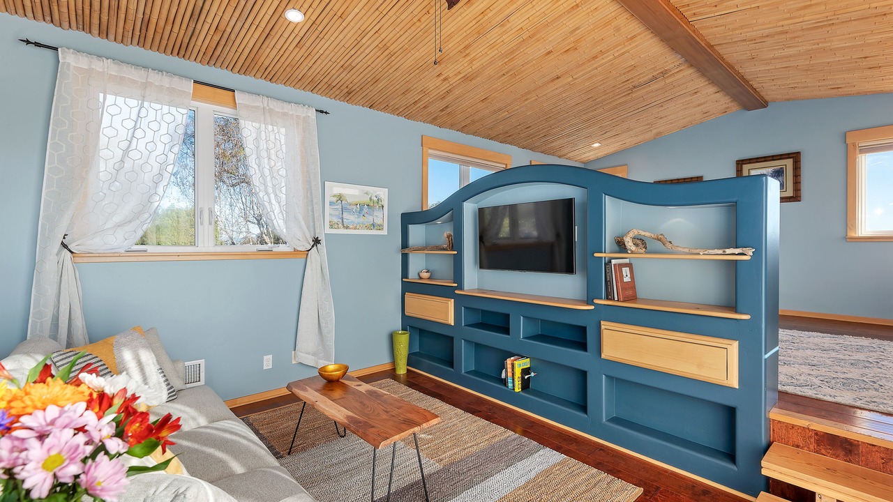 Photo of Livingroom in East Mesa