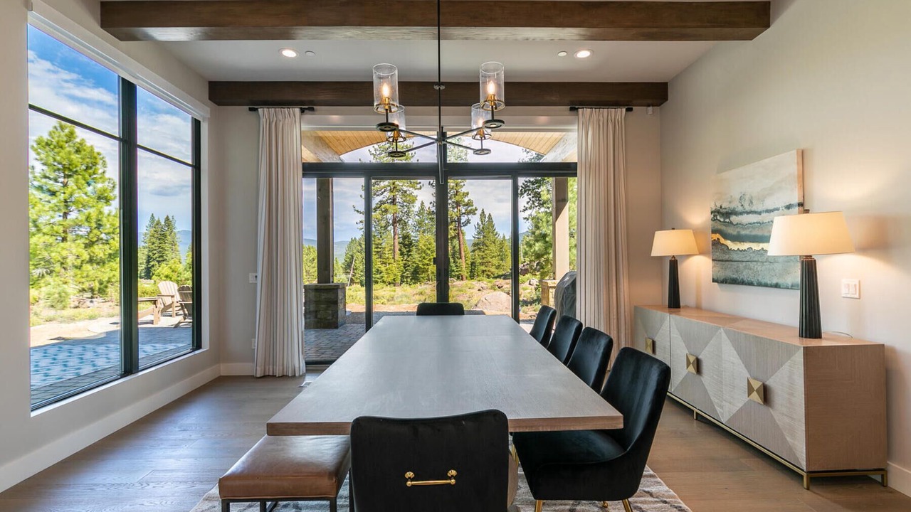 Photo of Livingroom in Ponderosa Palisades