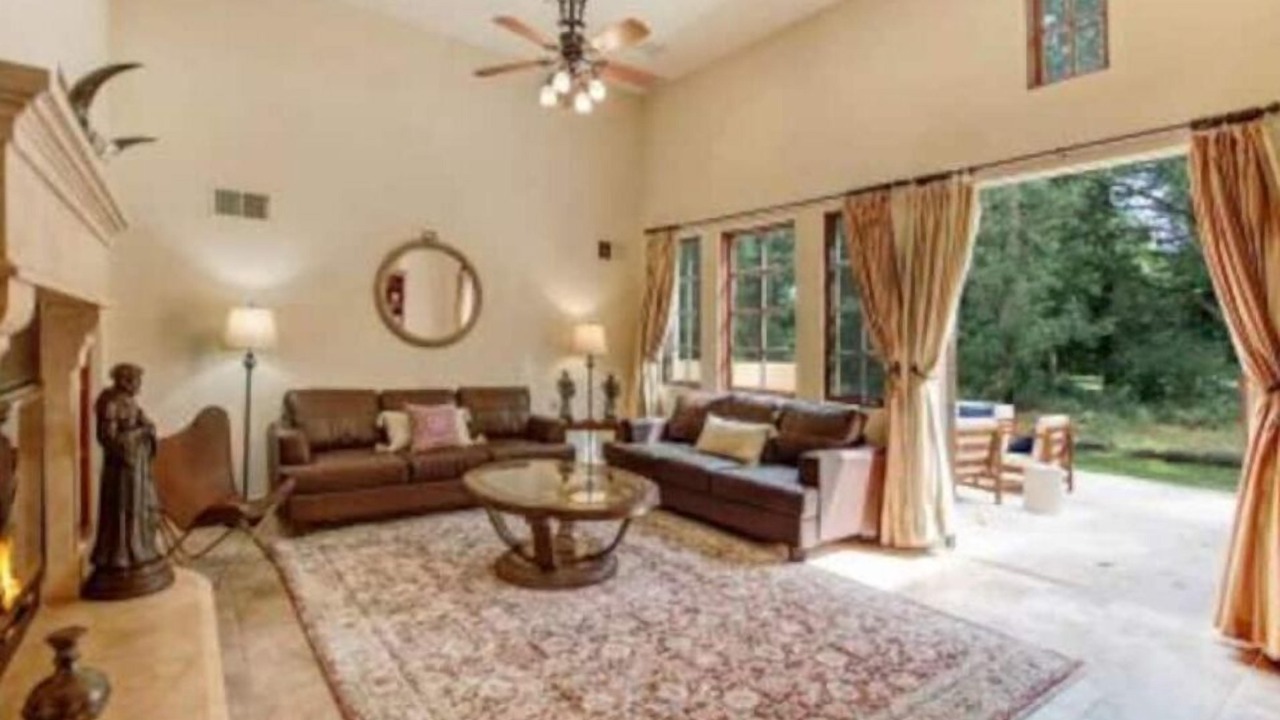 Photo of Bedroom in Kenwood
