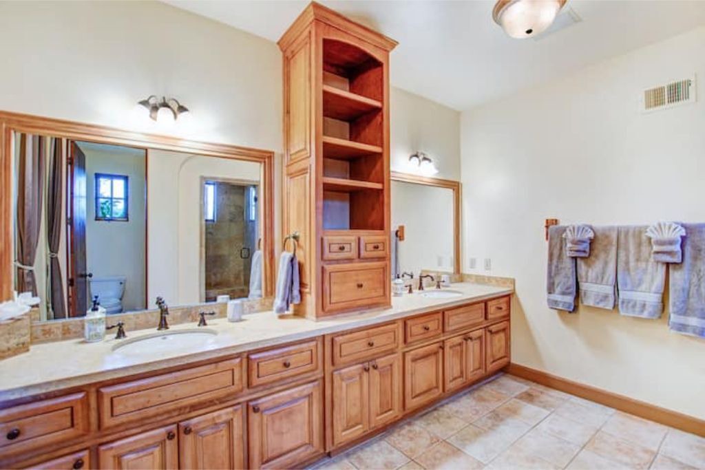 Photo of Bathroom in Kenwood