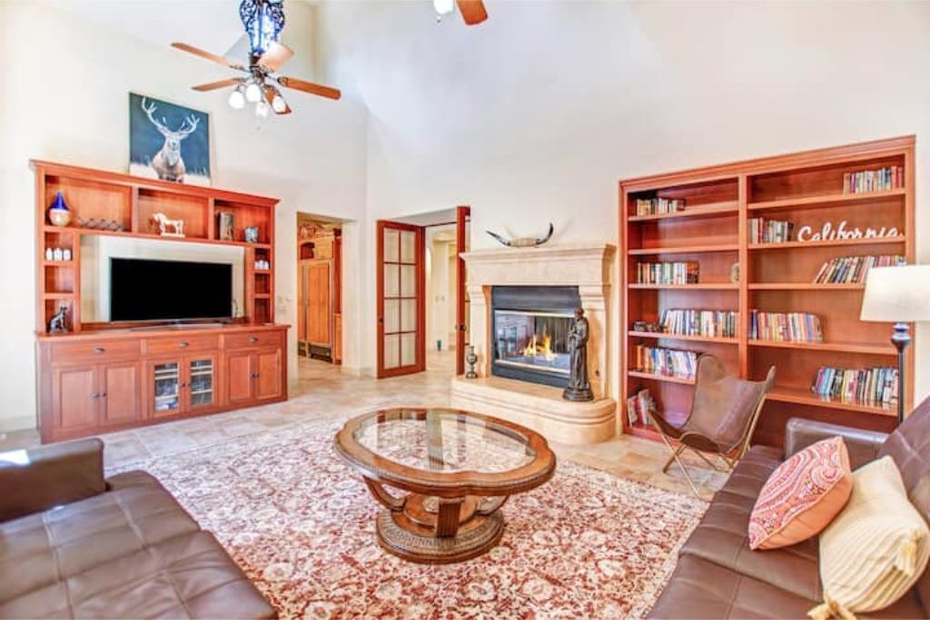 Photo of Bedroom in Kenwood