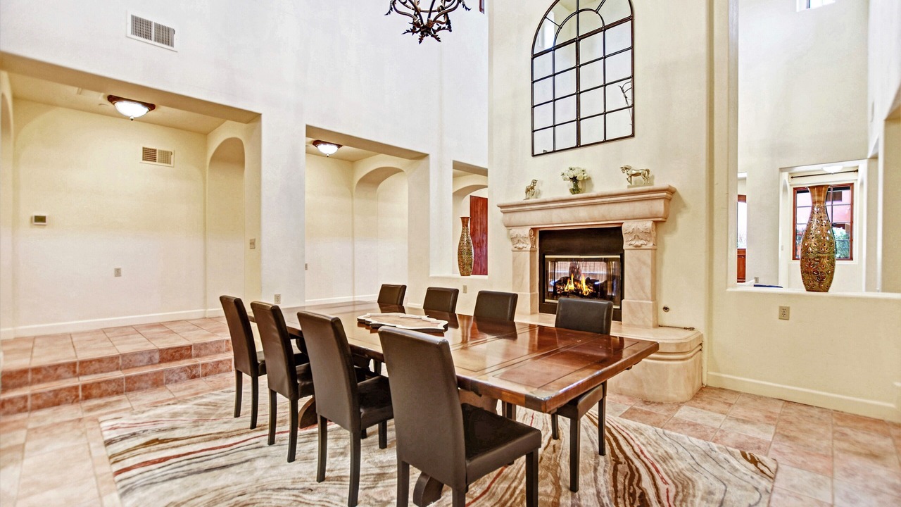 Photo of Livingroom in Kenwood