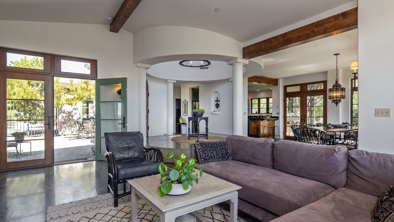 Photo of Livingroom in Santa Ynez