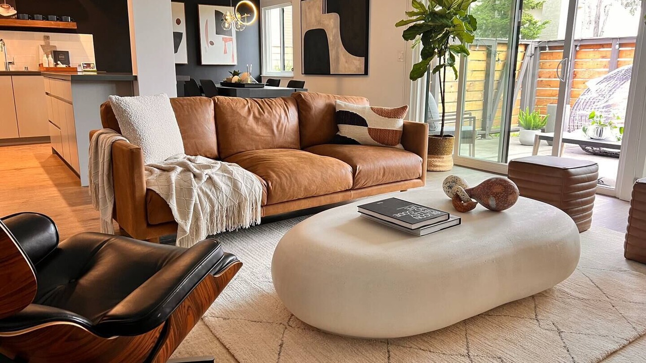 Photo of Livingroom in Sharon Heights