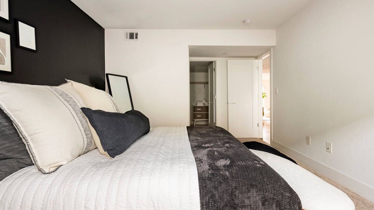 Photo of Bedroom in Sharon Heights