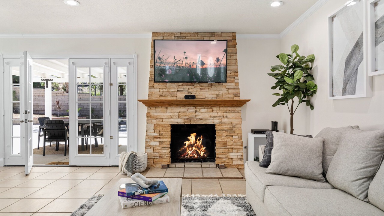 Photo of Livingroom in Canyon Country