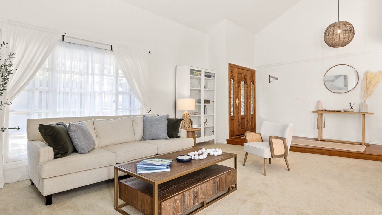 Photo of Livingroom in Canyon Country
