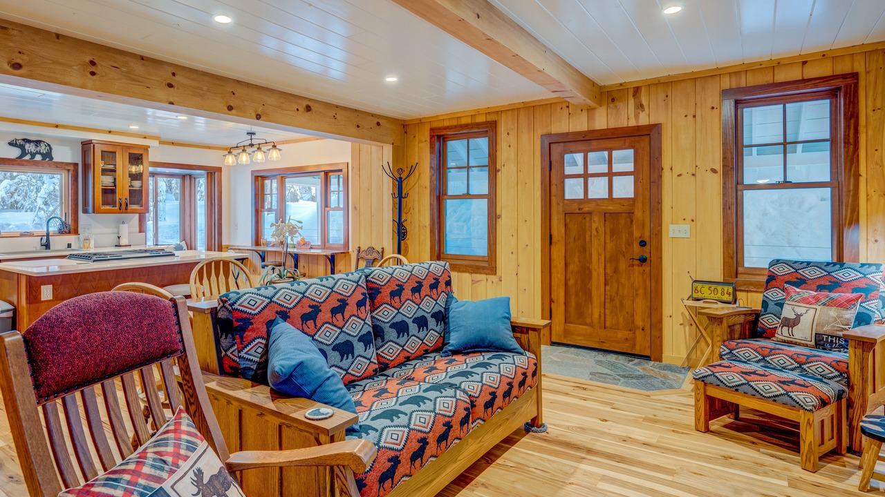 Photo of Livingroom in Tahoe Pines