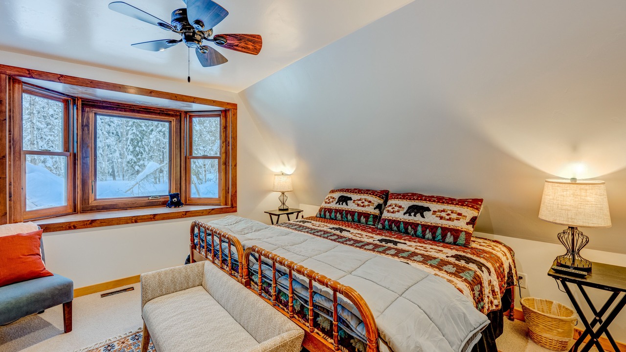Photo of Bedroom in Tahoe Pines