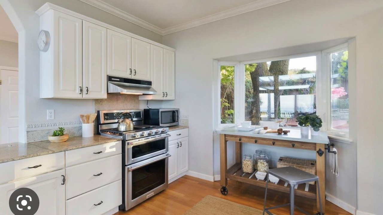 Photo of Kitchen in Santa Venetia