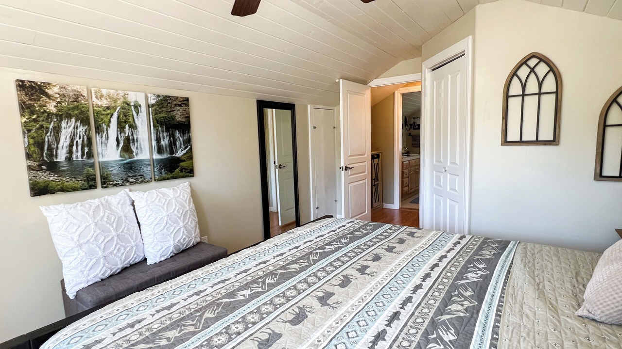 Photo of Bedroom in Burney