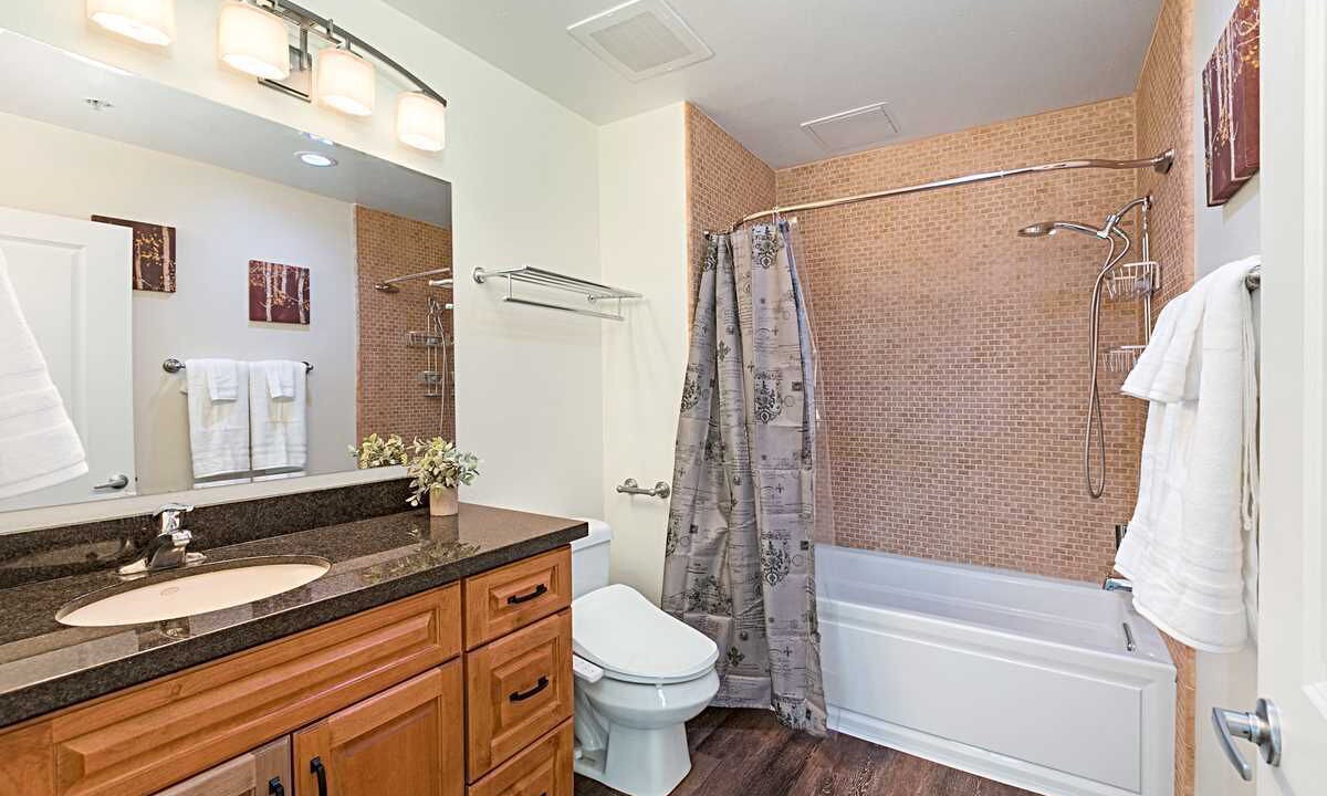 Photo of Bathroom in Pacific Terrace
