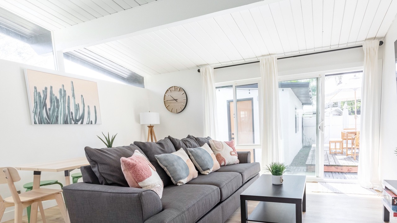 Photo of Livingroom in Fullerton