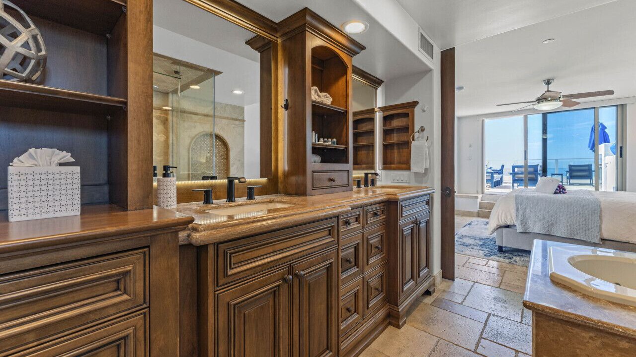 Photo of Bathroom in South Oceanside