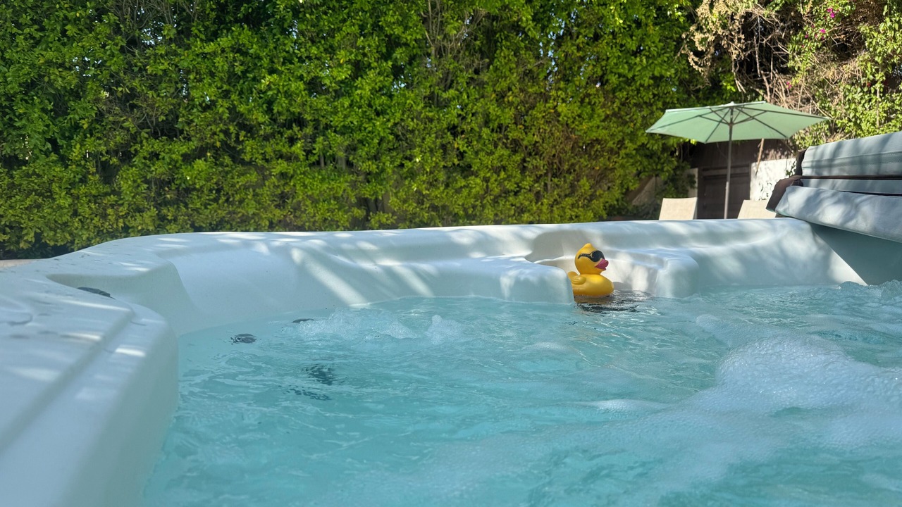 Photo of Outdoor in Woodland Hills
