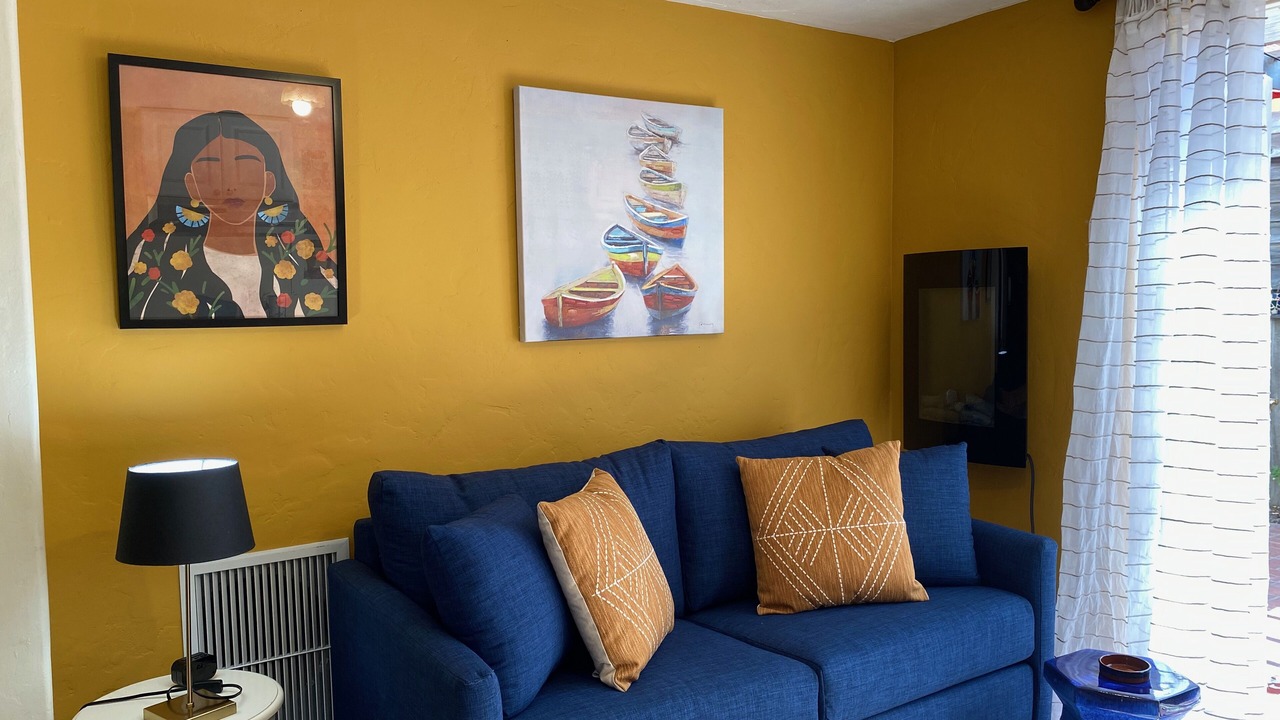 Photo of Livingroom in Alta Mesa