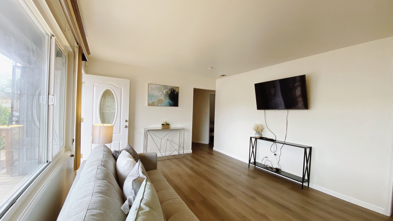 Photo of Livingroom in Union City