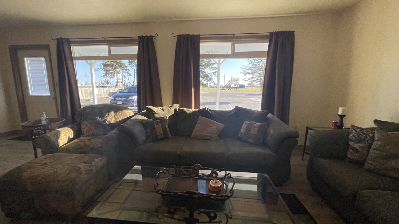 Photo of Bedroom in Crescent City