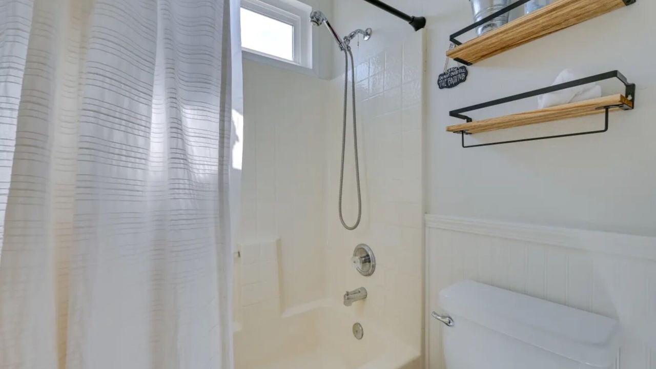 Photo of Bathroom in San Ysidro