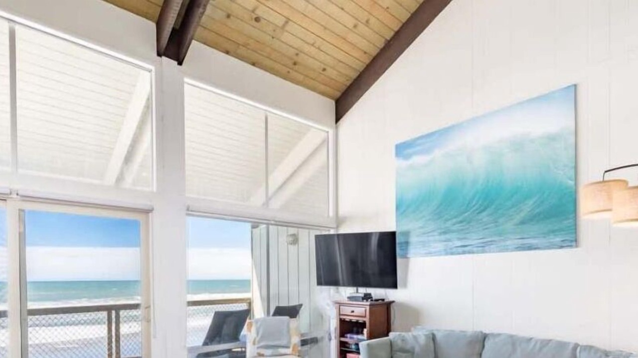 Photo of Livingroom in La Selva Beach