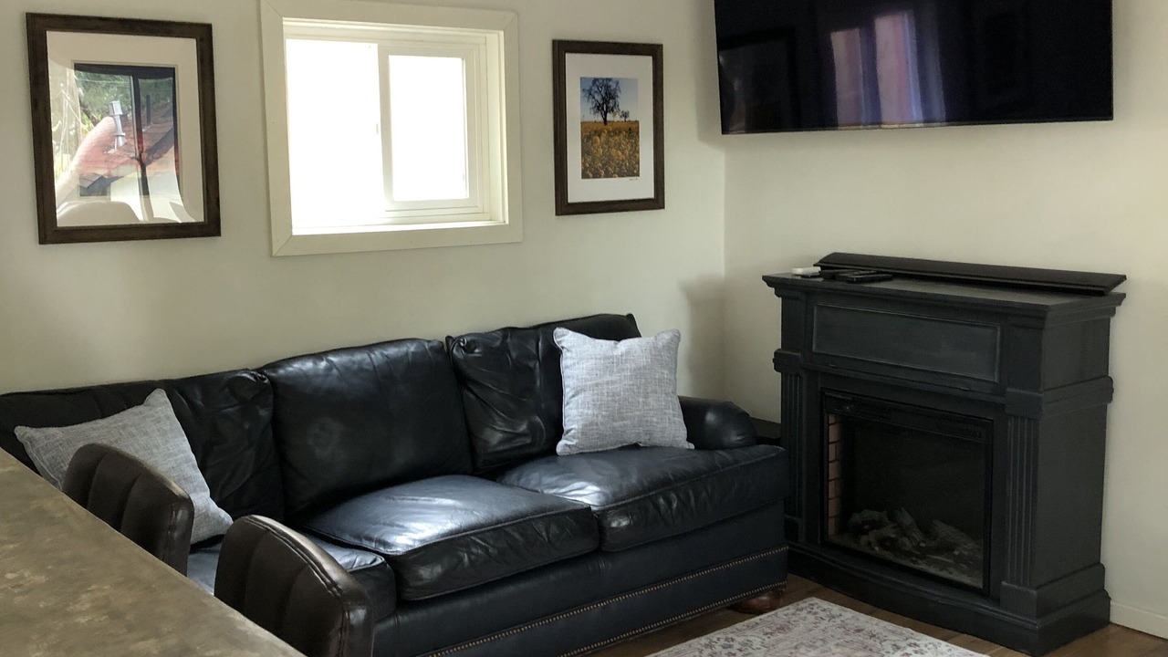 Photo of Livingroom in Boyes Hot Springs