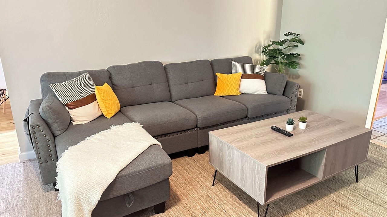 Photo of Livingroom in Los Altos Hills