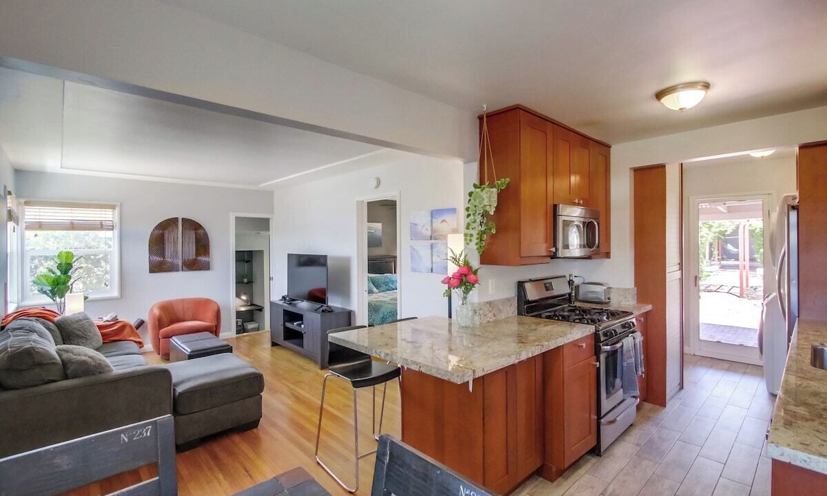 Photo of Bedroom in Bay Park
