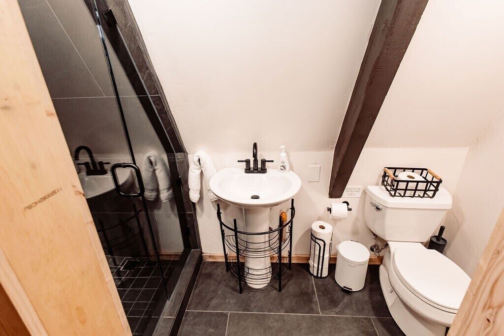 Photo of Bathroom in Sierra Cedars
