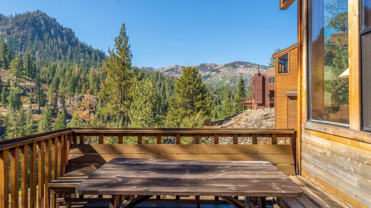 Photo of Outdoor in Alpine Meadows