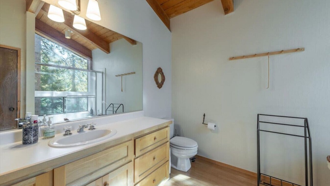 Photo of Bathroom in Alpine Meadows