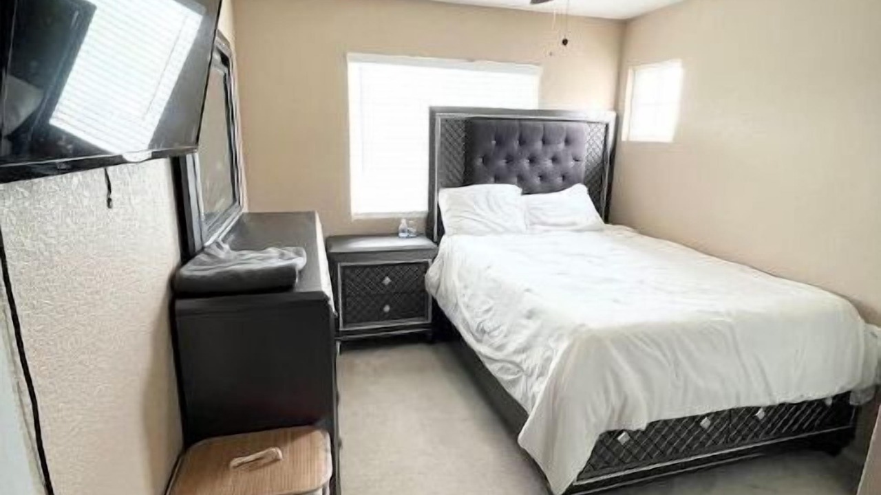 Photo of Bedroom in Tracy