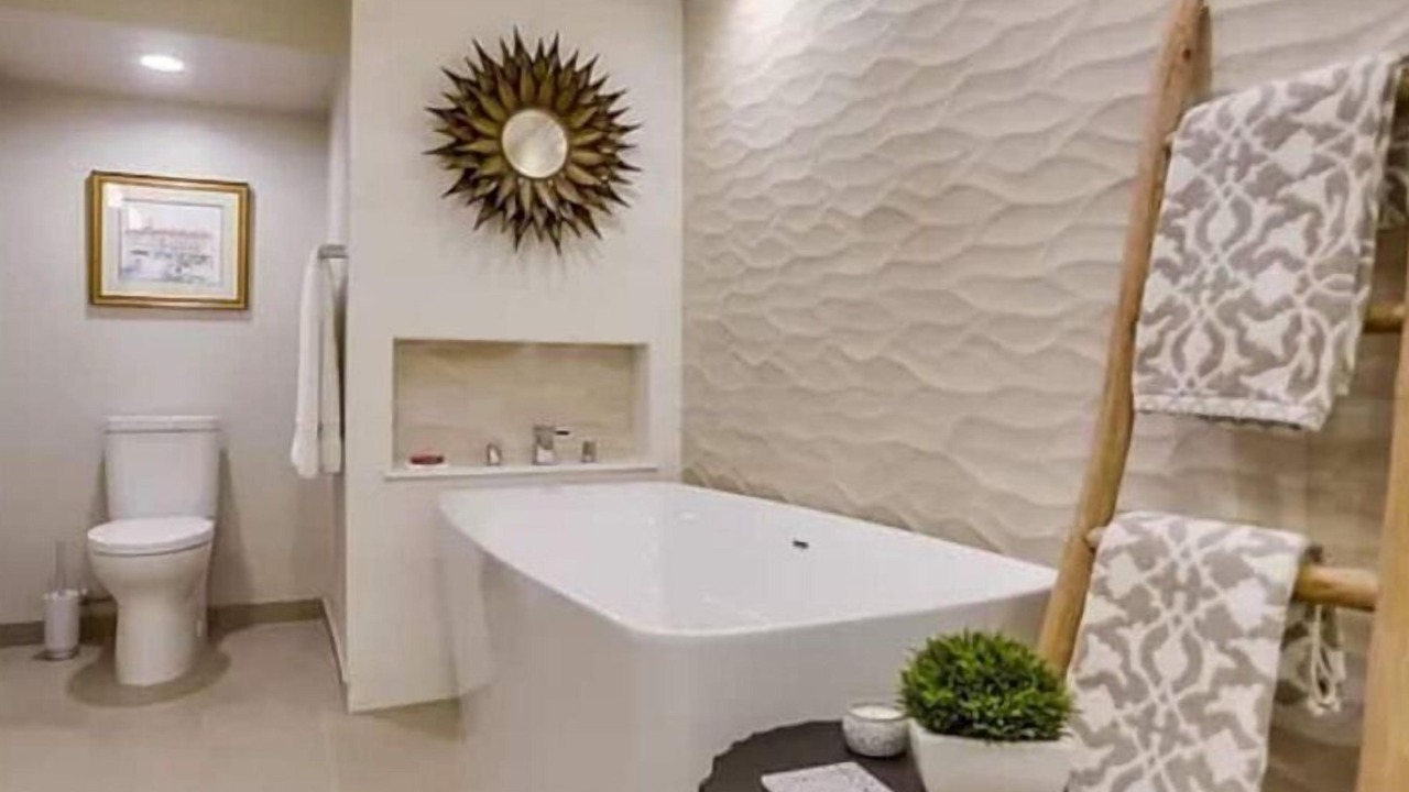 Photo of Bathroom in Del Mar Heights