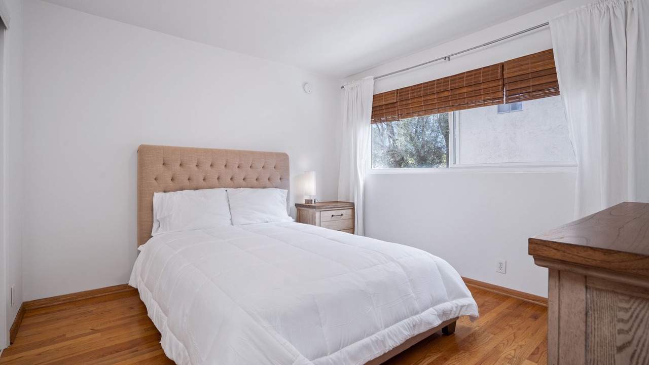 Photo of Bedroom in Mar Vista