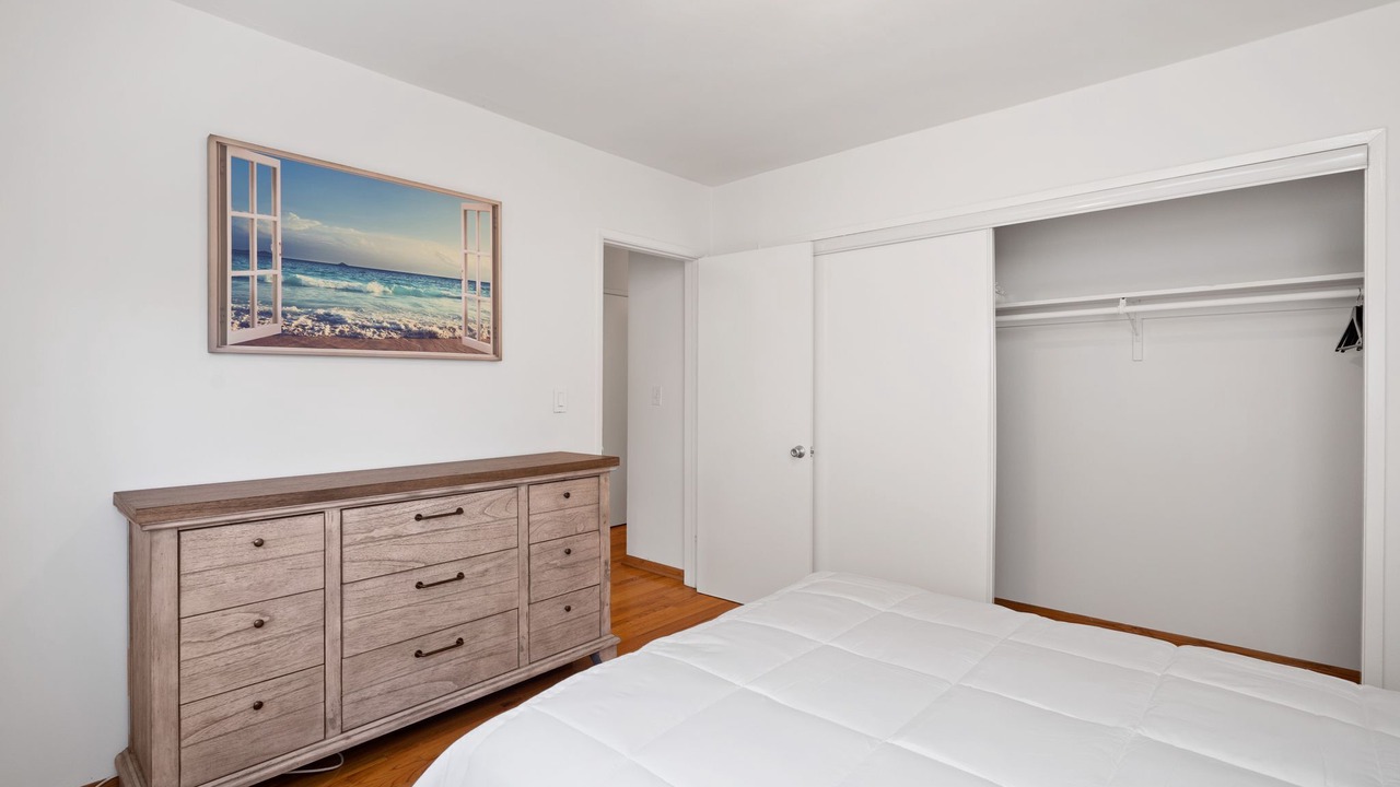Photo of Bedroom in Mar Vista